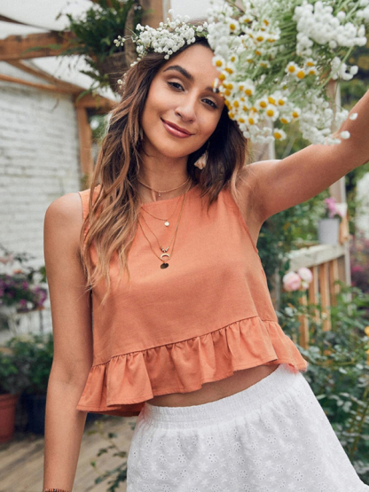 Leaf Edge Round Neck Top-huilingshop