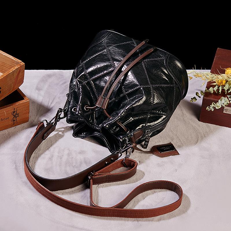 Retro Fashion Shoulder Slung Large Capacity Cable Embroidered Plaid Bucket mySite
