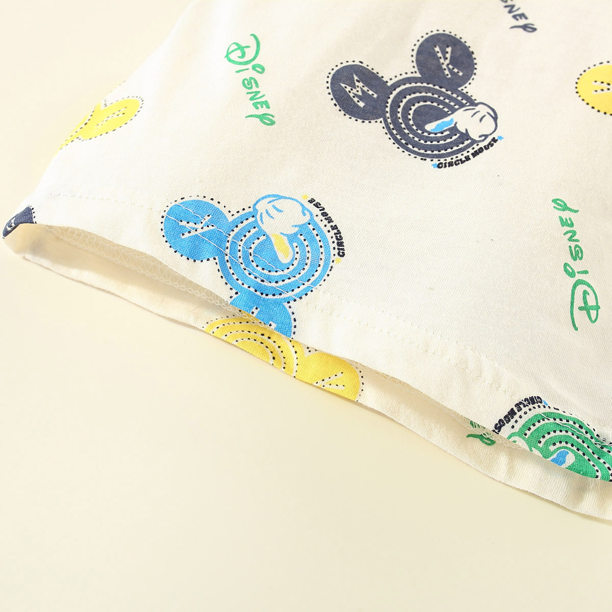 加购品2-会员价Toddler Boy Cartoon full print Top & Shorts Pajamas Sets Wholesale