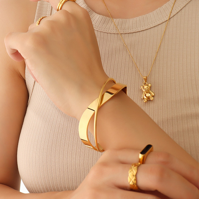 【限时】商品19-Modern Fashion Crossing Cuff Bracelet
