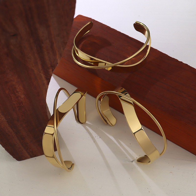 【限时】商品19-Modern Fashion Crossing Cuff Bracelet